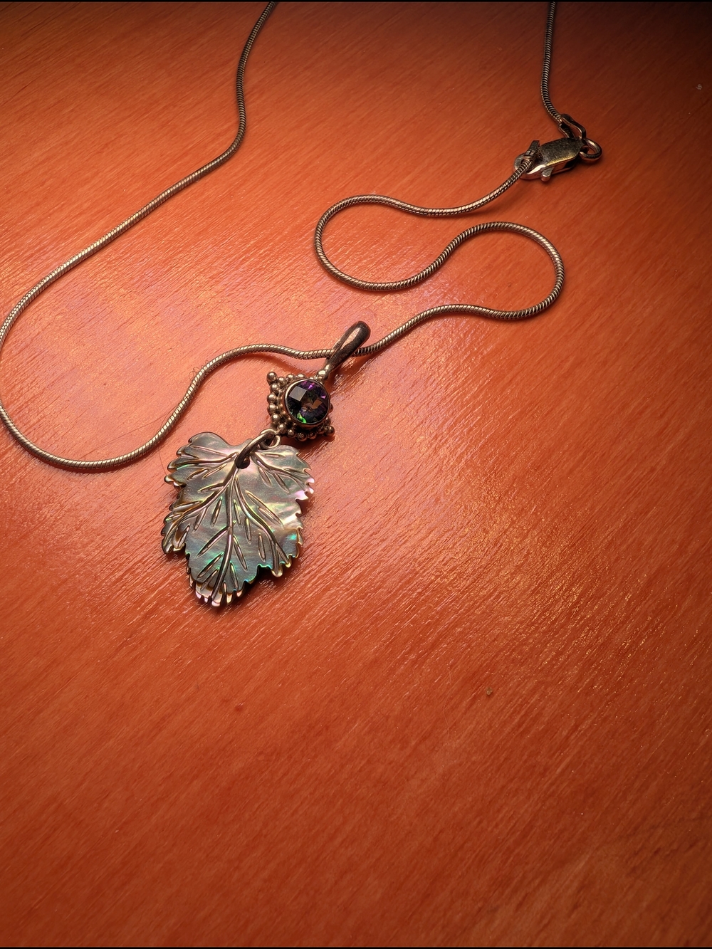 Vintage Sterling Silver Mother Of Pearl Leaf Pendant Necklace